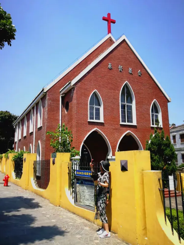 包含厦门鹭岛客场大捷，豪取三分的词条