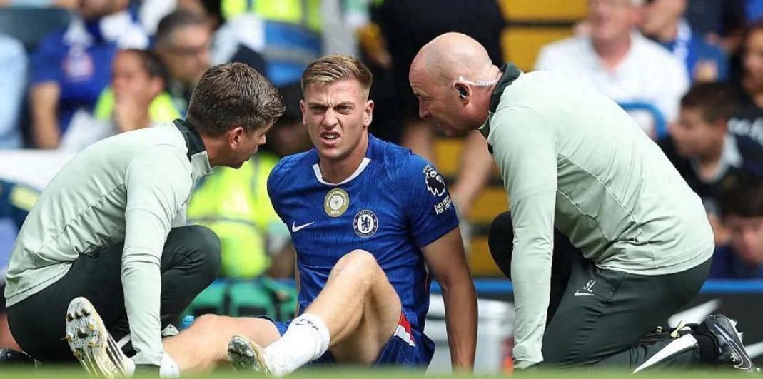 关于重伤将缺席关键战役，球队备战不顺的信息