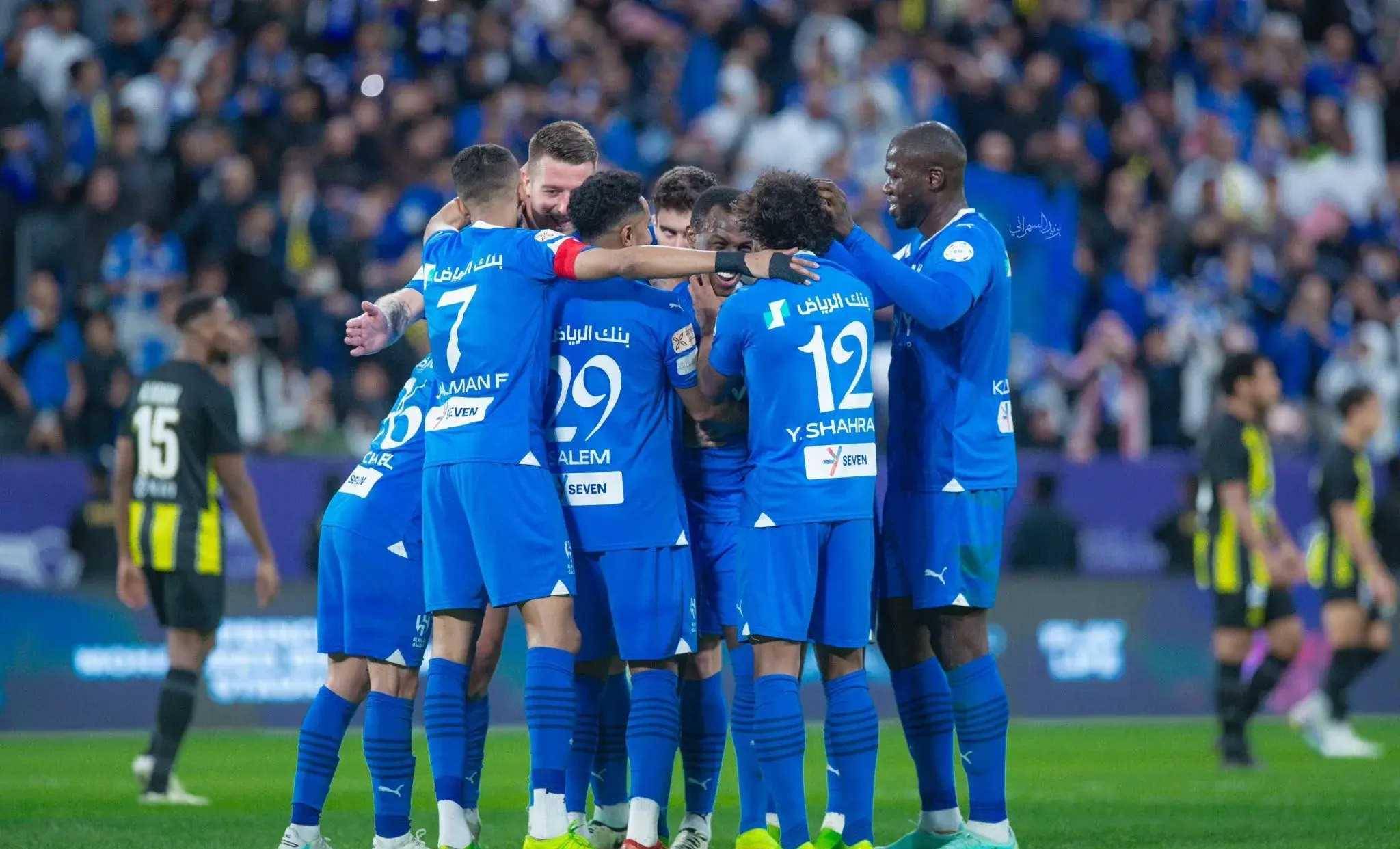 巴萨晋级强，前路坎坷难行