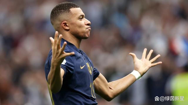 包含切尔西完胜土耳其，科曼完成帽子戏法的词条