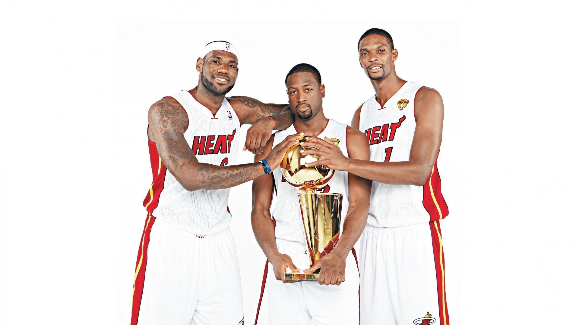 东方新星闪耀欧洲，李刚仁惊艳四座，巴拉圭对阵马赛成其封神一战